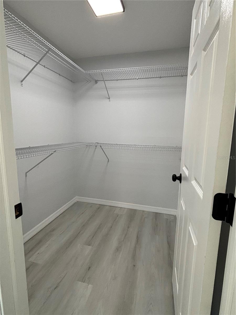 RAINBOW PARK #UN8 - Residential