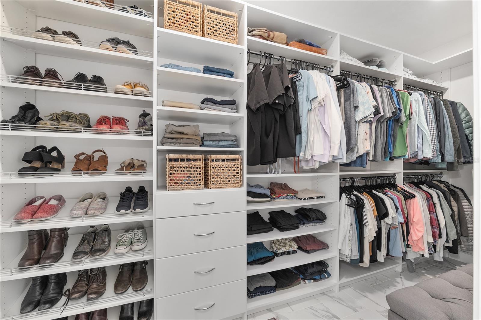 GRAND OAKS AT TOWER PH 2 PB 37 PG 63 - Residential