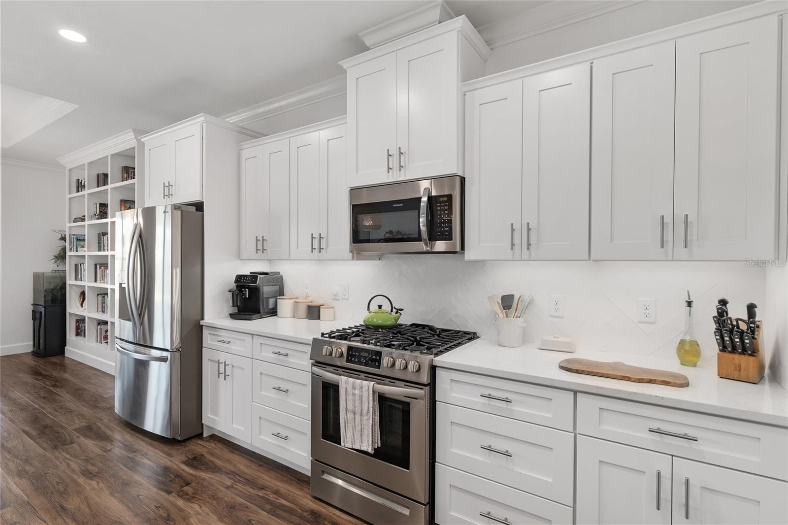 GRAND OAKS AT TOWER PH 2 PB 37 PG 63 - Residential