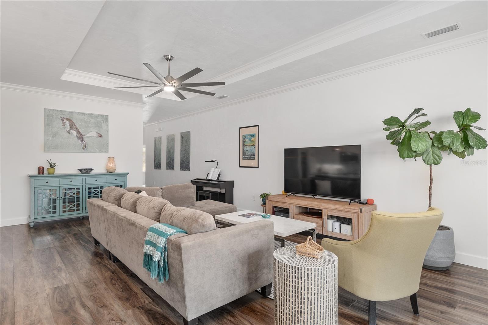 GRAND OAKS AT TOWER PH 2 PB 37 PG 63 - Residential