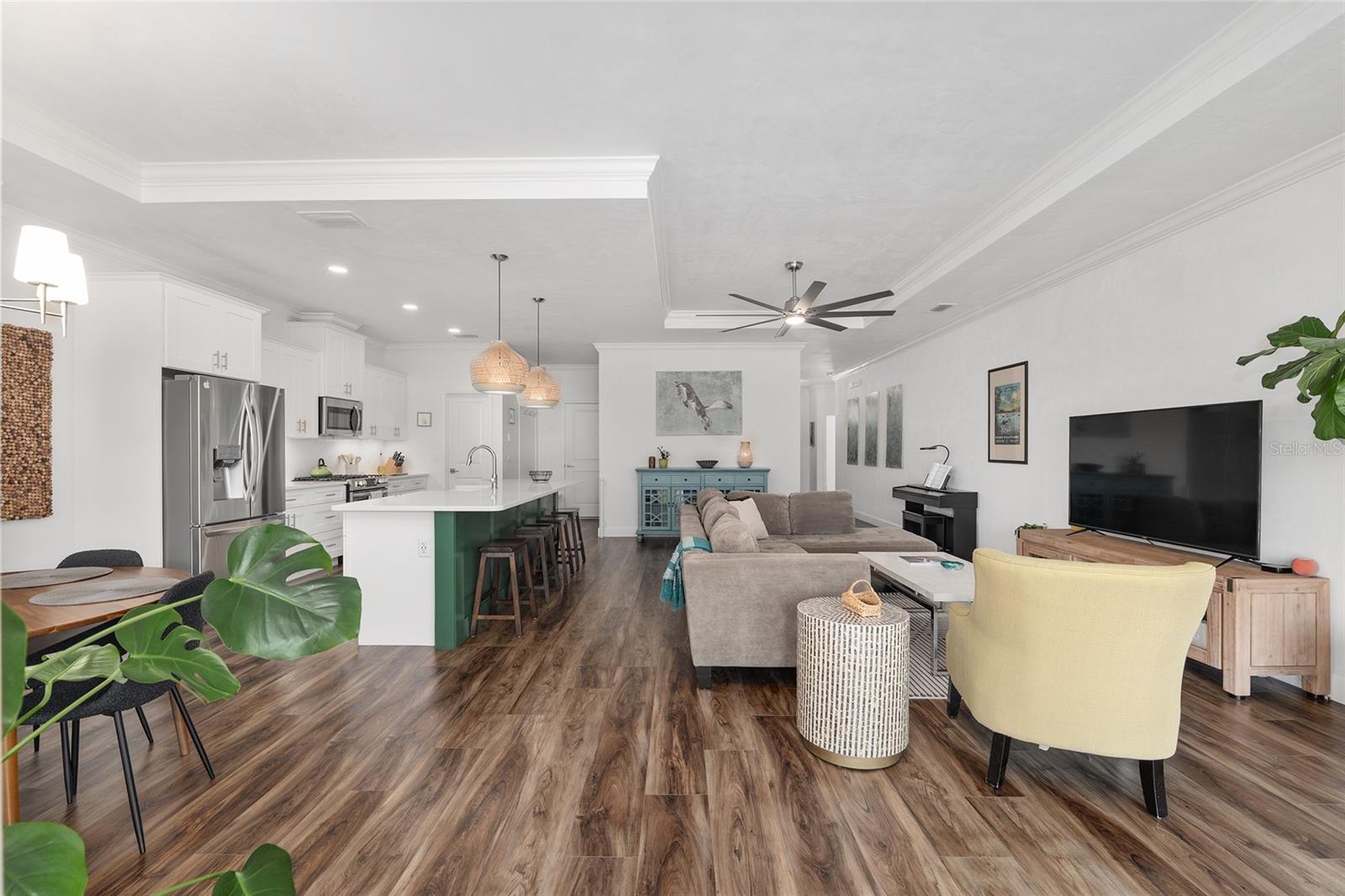 GRAND OAKS AT TOWER PH 2 PB 37 PG 63 - Residential