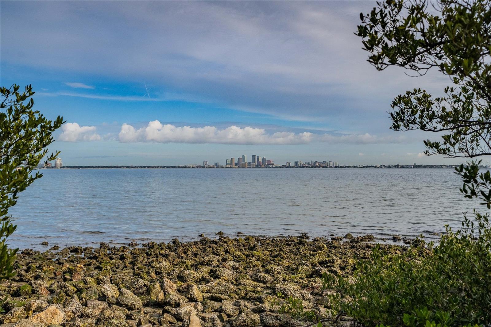 BAYHILL ESTATES - Land