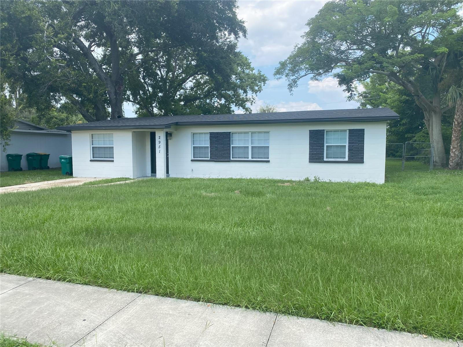 MOUNT DORA SYLVAN SHORES - Residential Lease