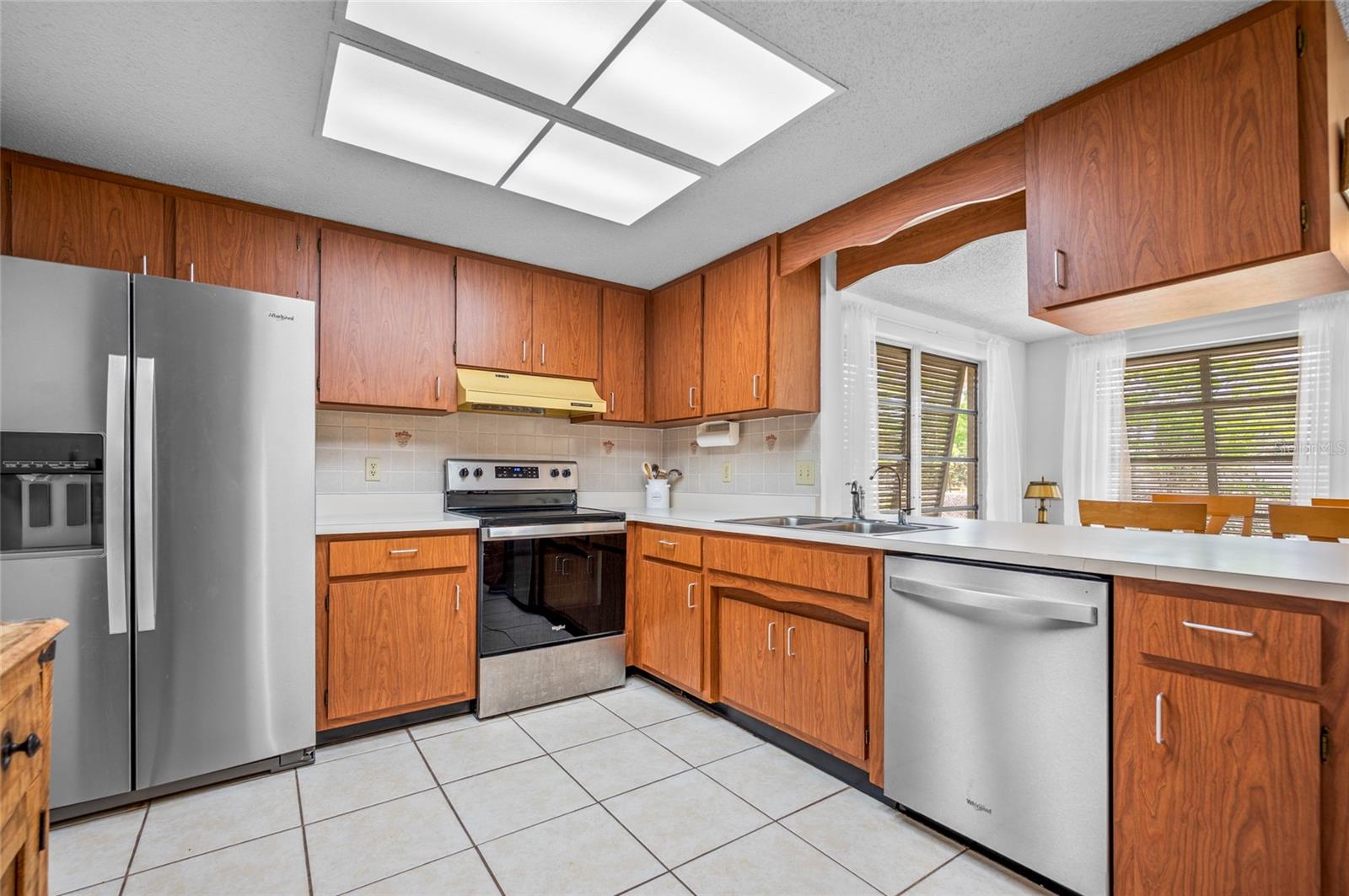 SOUTH VENICE - Residential