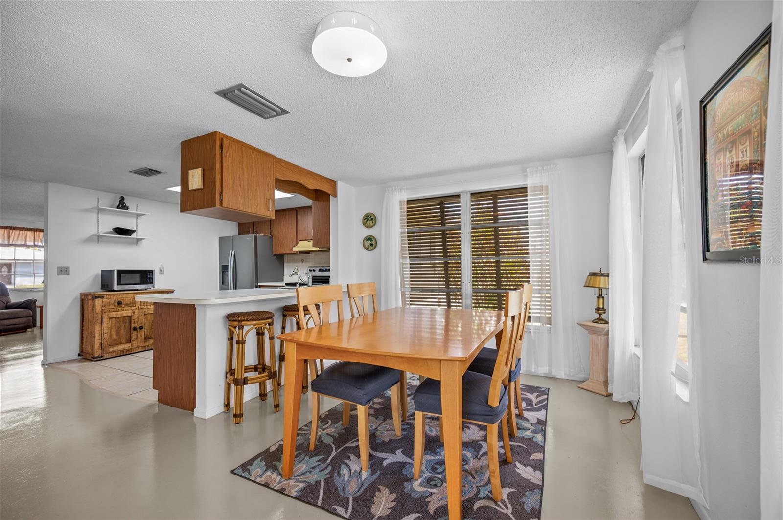 SOUTH VENICE - Residential