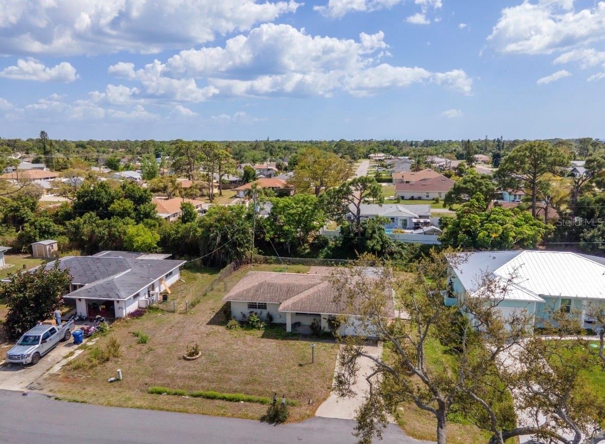 SOUTH VENICE - Residential