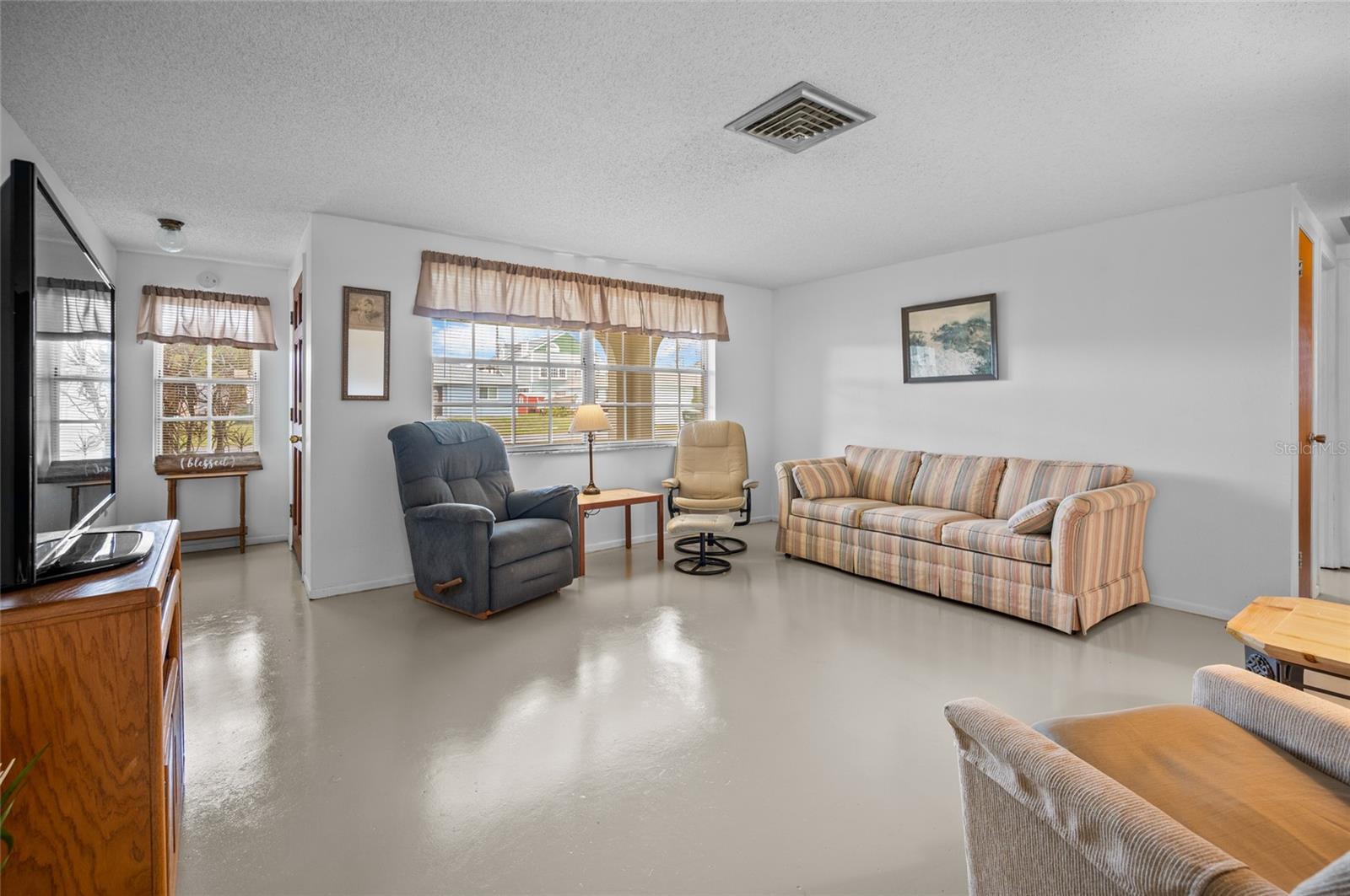 SOUTH VENICE - Residential