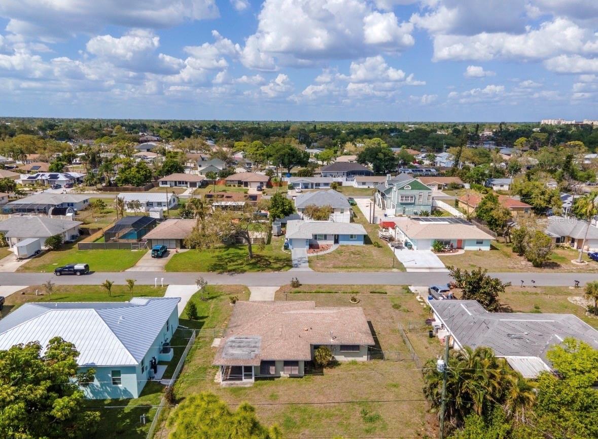 SOUTH VENICE - Residential