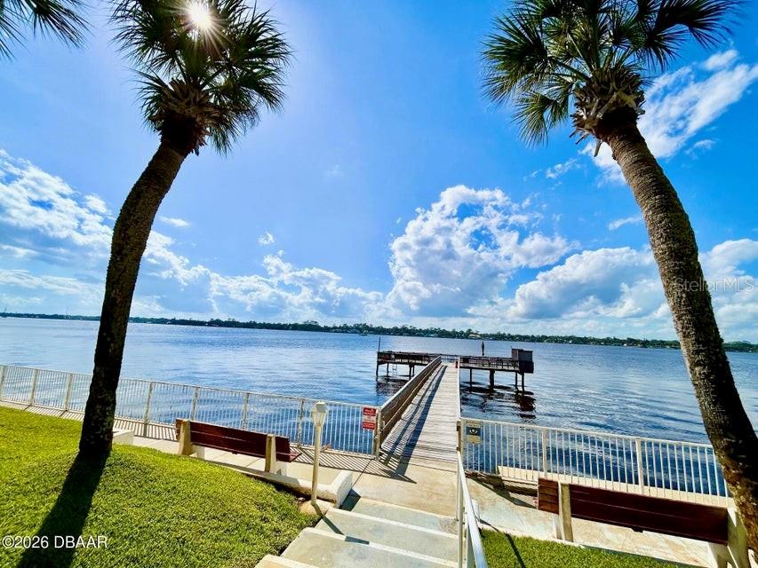 RIVERSIDE CONDO - Residential