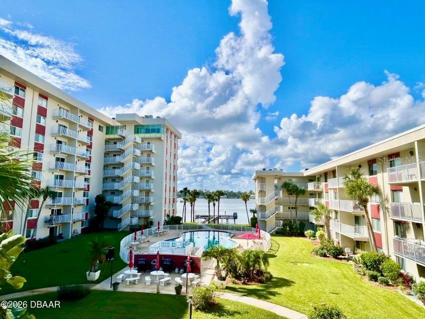 RIVERSIDE CONDO - Residential