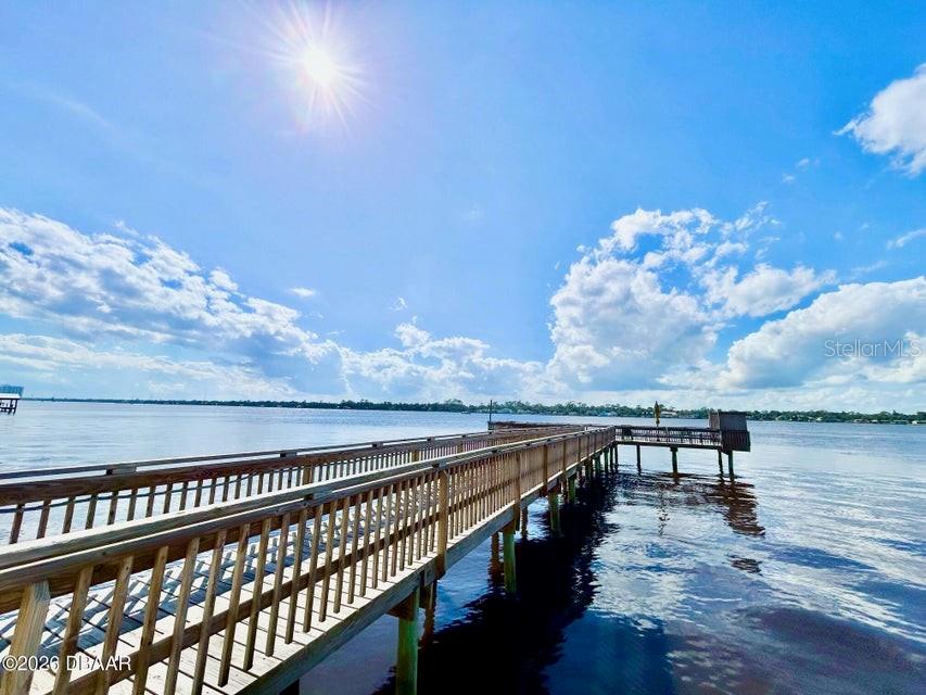 RIVERSIDE CONDO - Residential