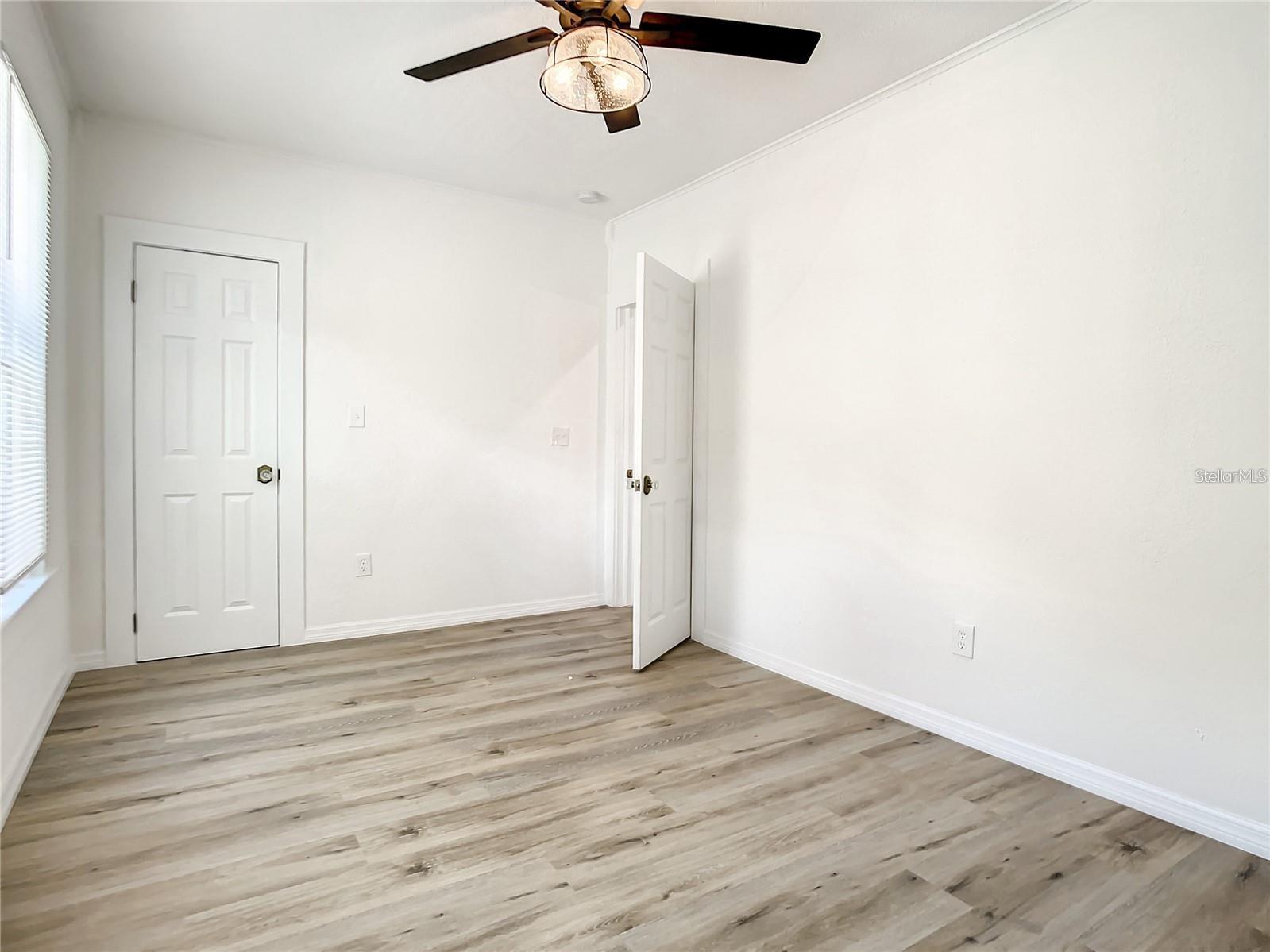 PECK BLK 60 DAYTONA - Residential