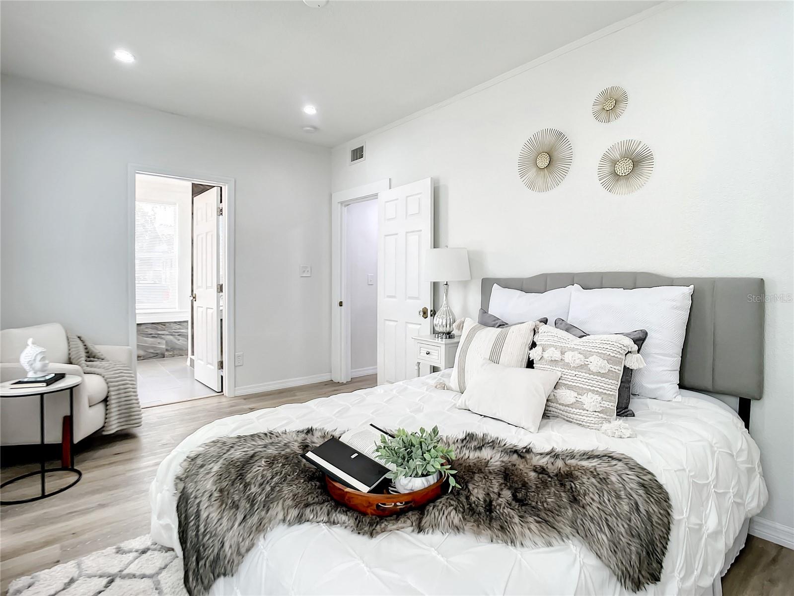 PECK BLK 60 DAYTONA - Residential