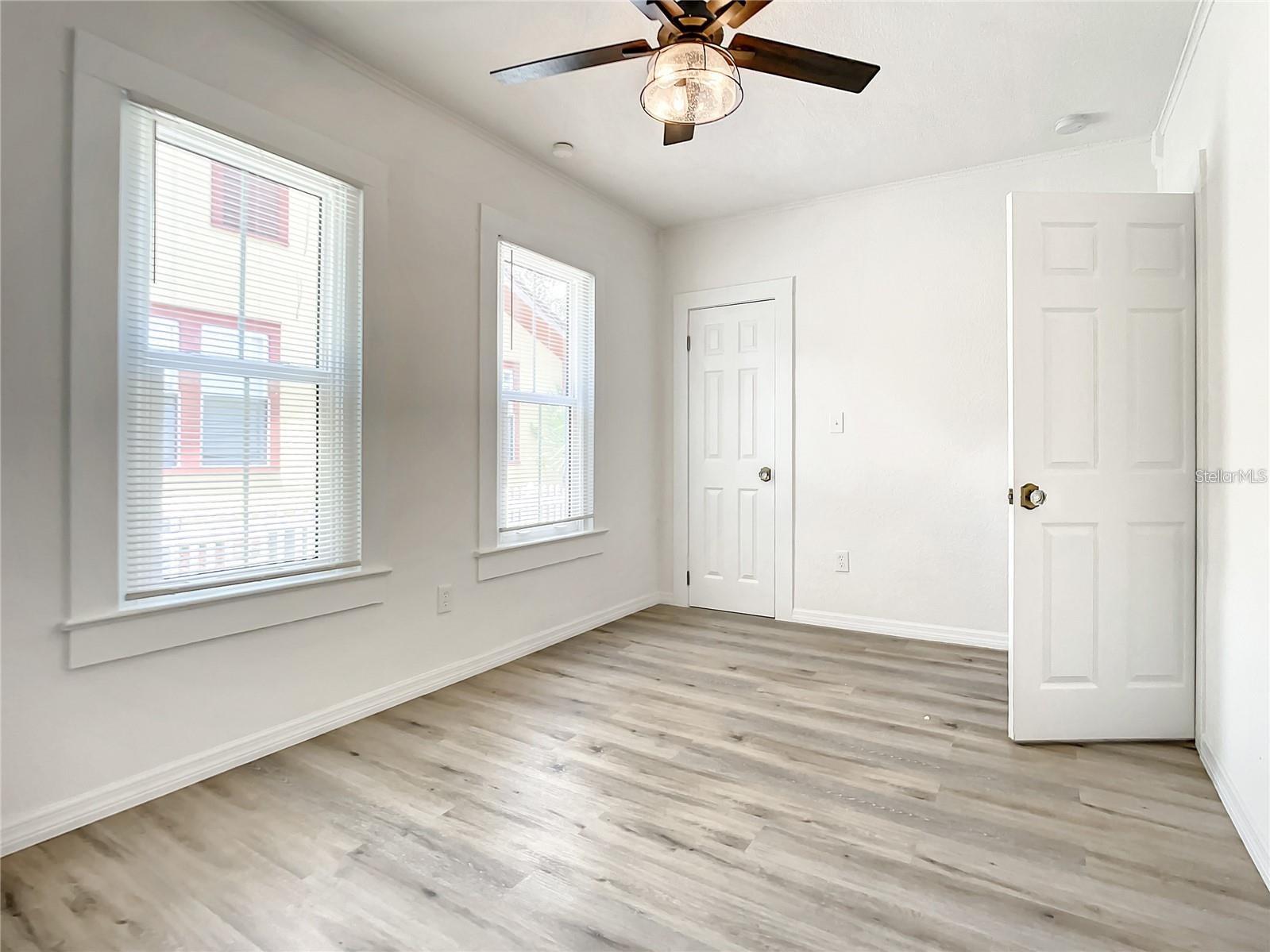 PECK BLK 60 DAYTONA - Residential