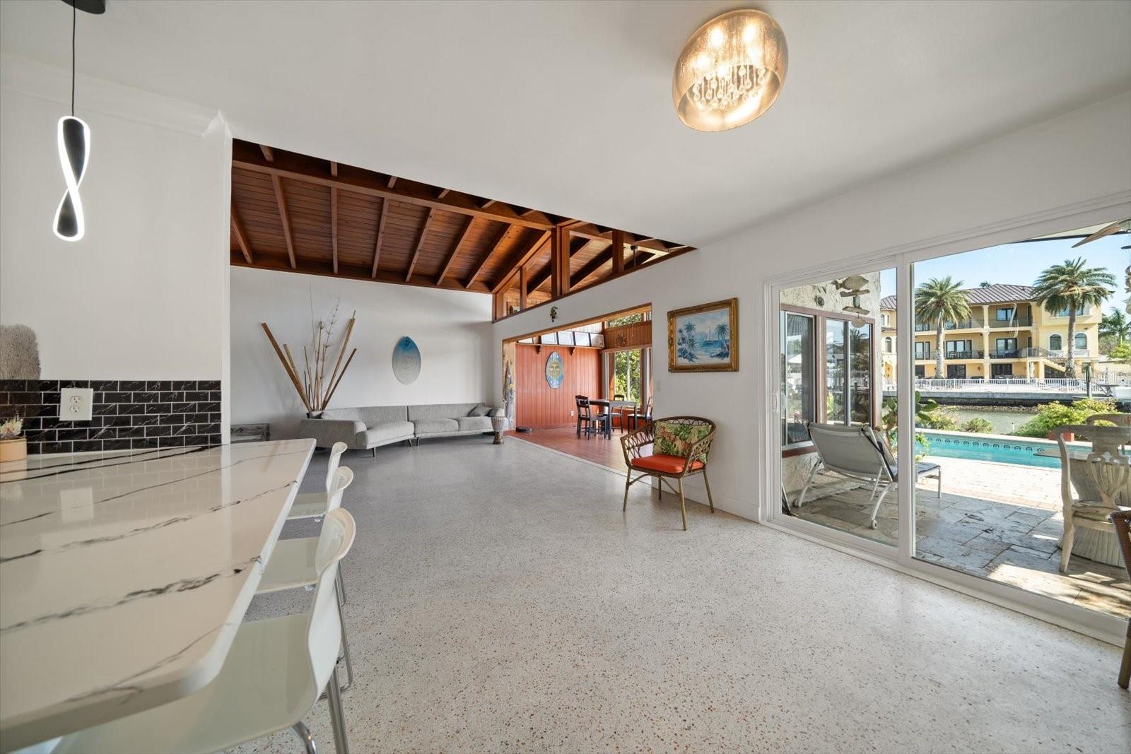 19 N PINE CIRCLE