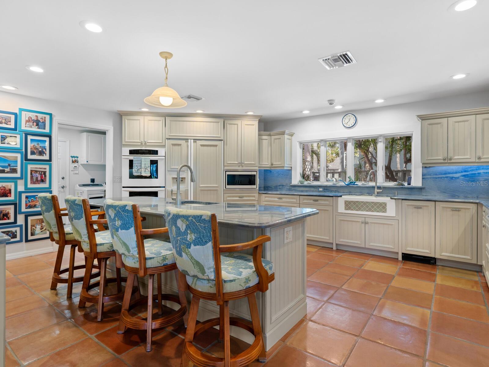 CASEY KEY - Residential