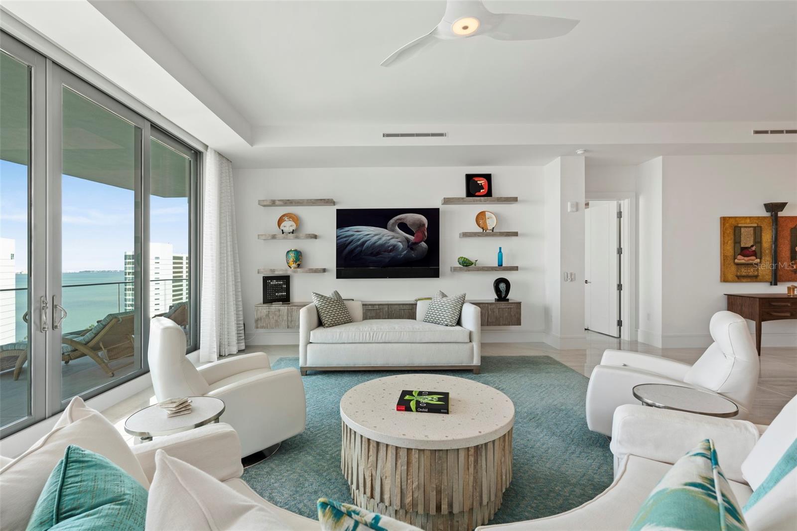 THE RITZ CARLTON RESIDENCES - Residential