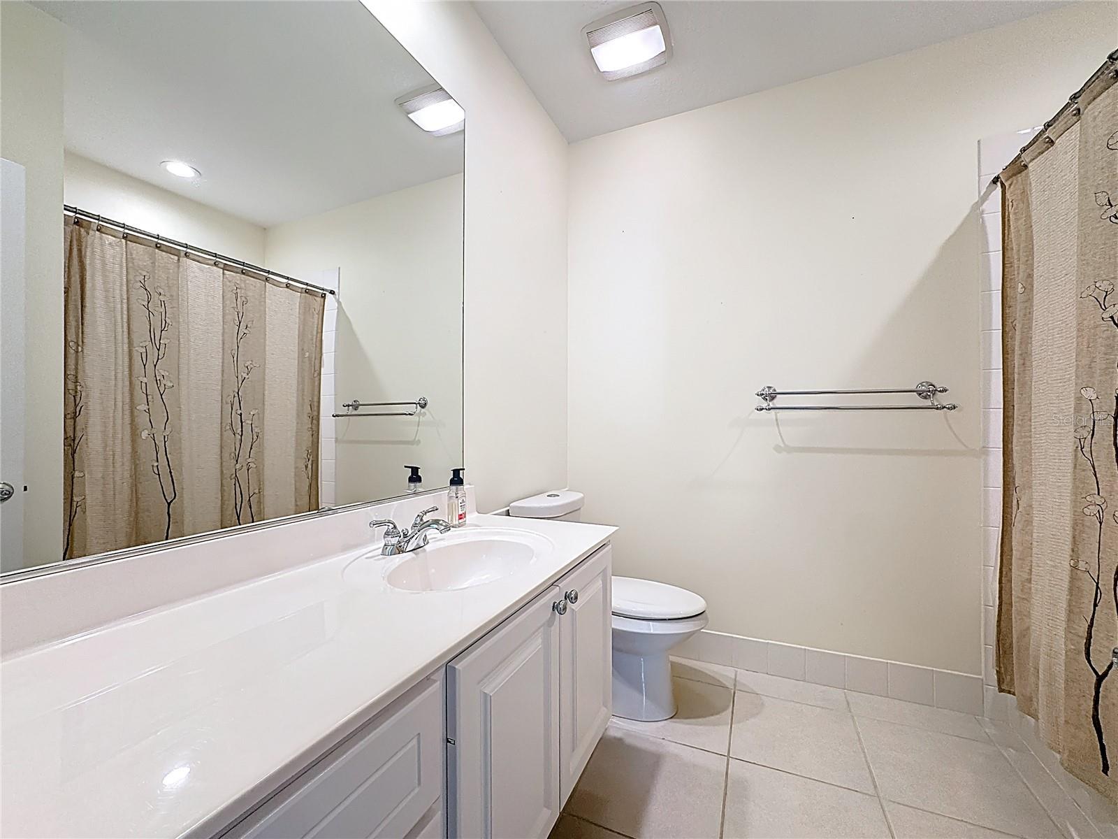 VILLAGEWALK - Residential