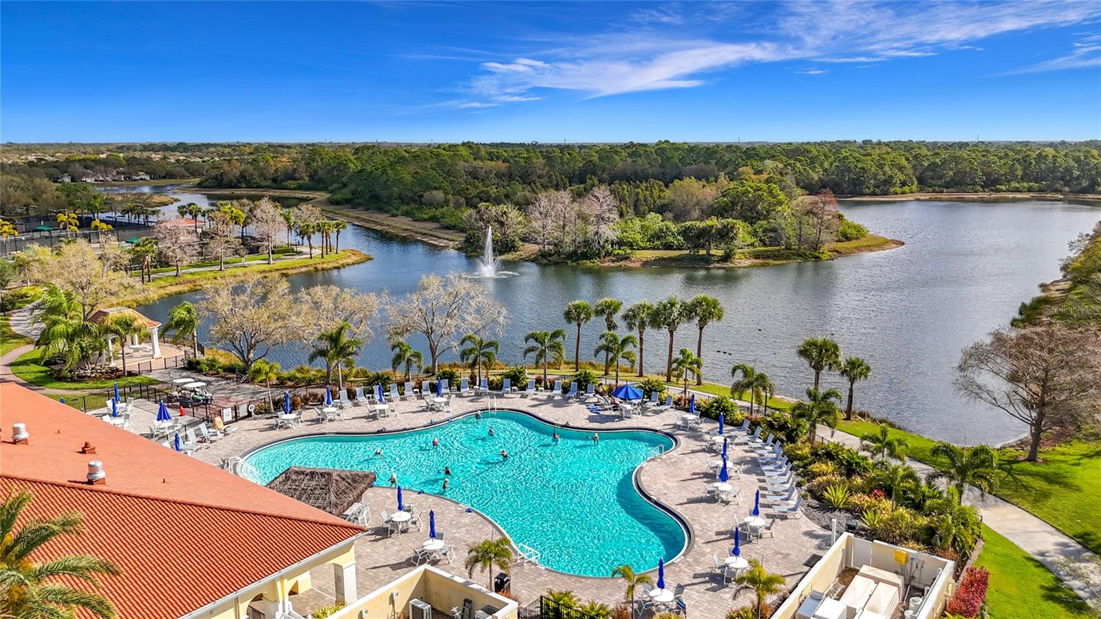 VILLAGEWALK - Residential