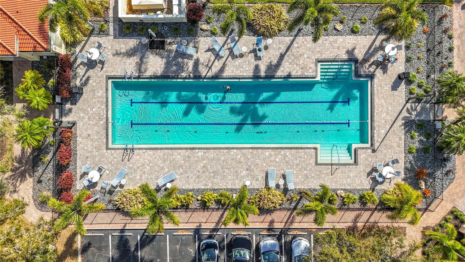 VILLAGEWALK - Residential