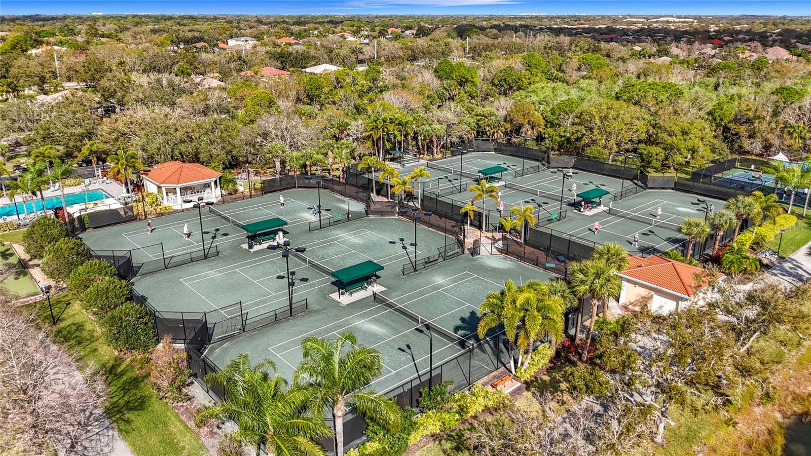 VILLAGEWALK - Residential