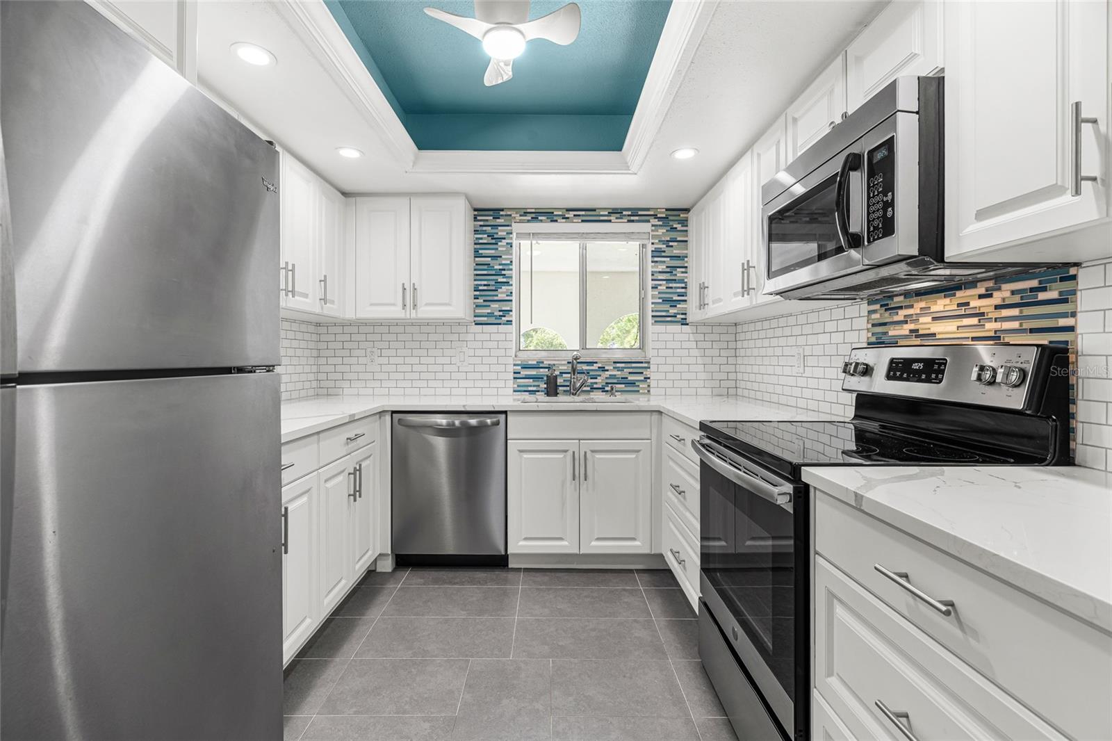 1647 SOUTHWOOD STREET 1647, SARASOTA, FL, 34231 4 1647 SOUTHWOOD STREET 1647