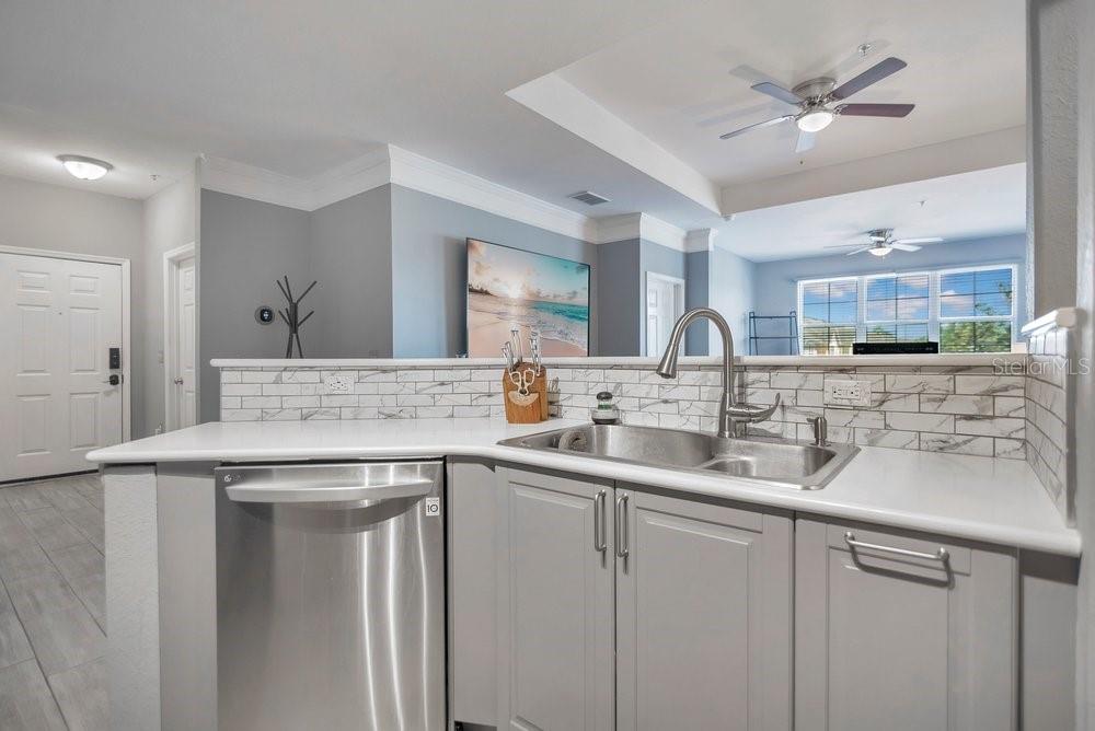 HAMPTONS/METROWEST - Residential