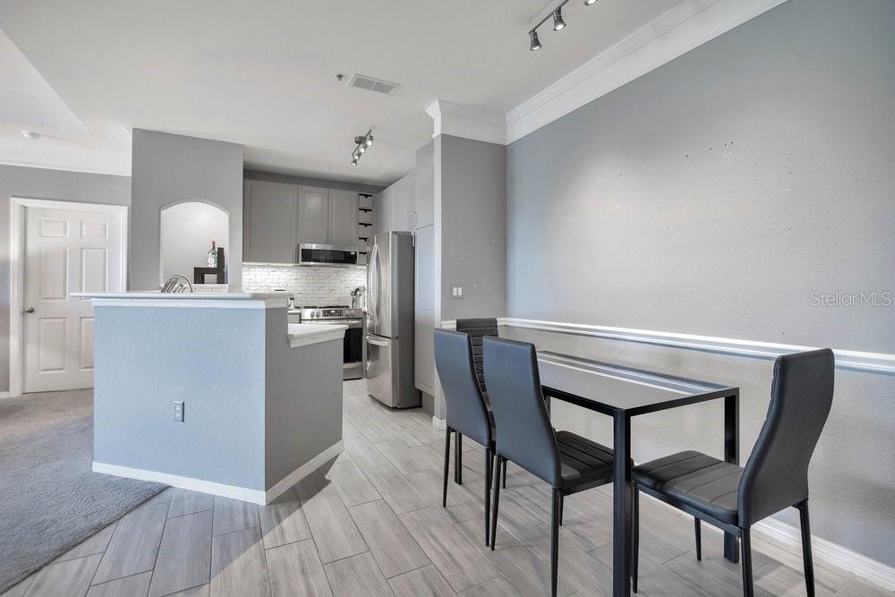 HAMPTONS/METROWEST - Residential