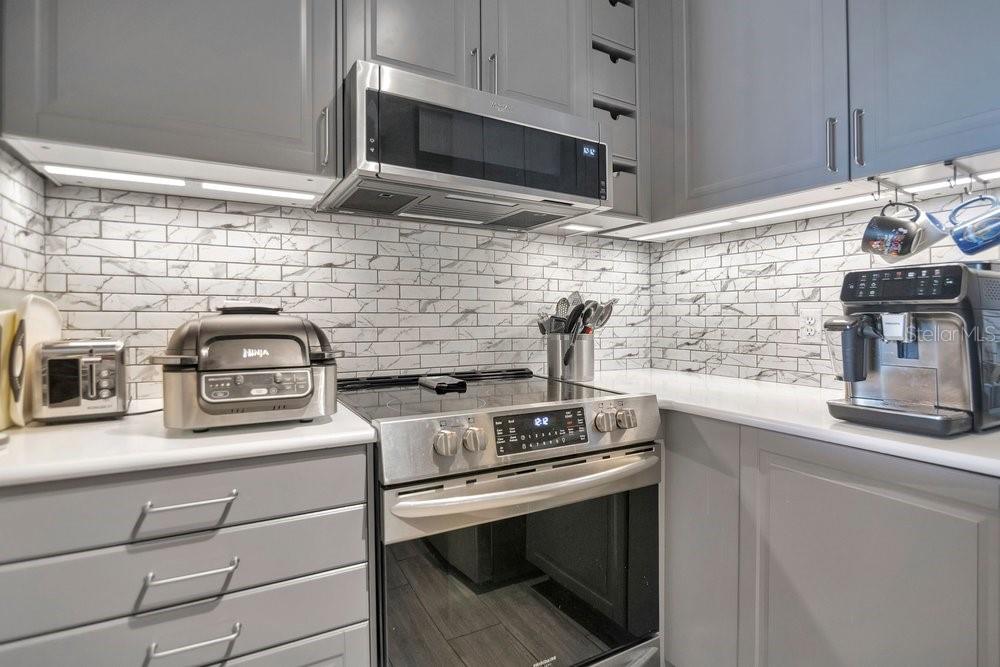 HAMPTONS/METROWEST - Residential