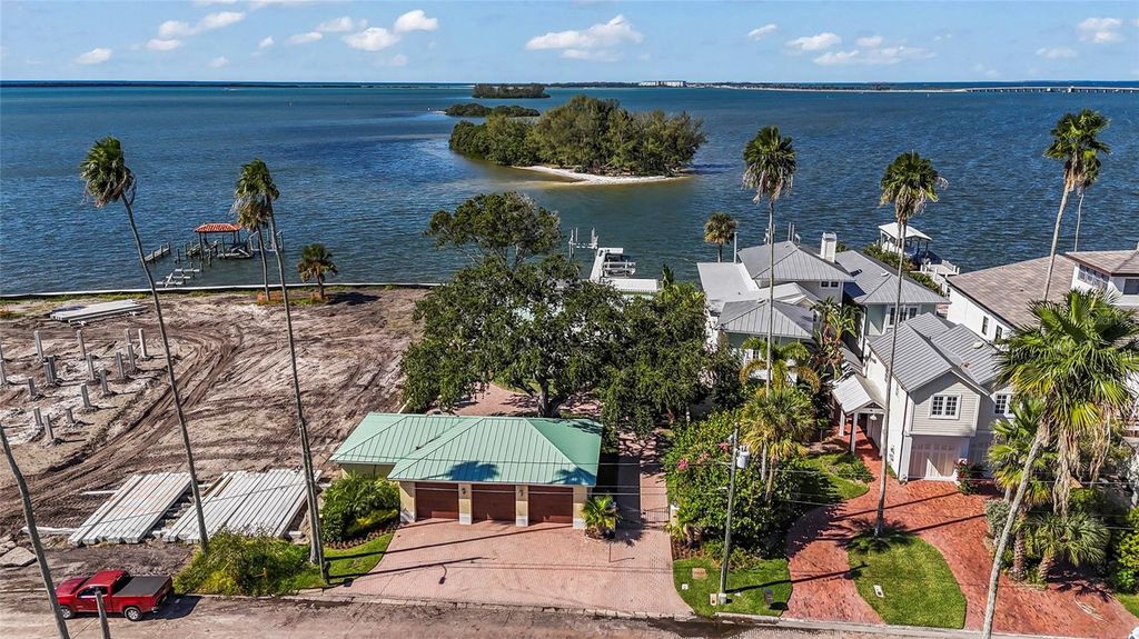 Photo of 115 Buena Vista Drive S, Dunedin, FL 34698 (MLS # TB8449323)