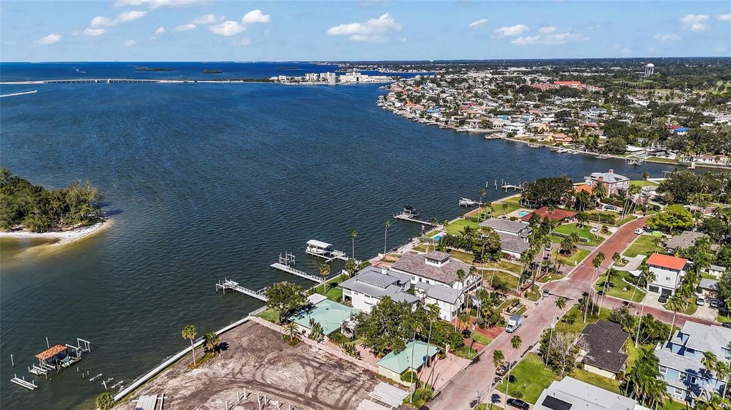 Photo of 115 Buena Vista Drive S, Dunedin, FL 34698 (MLS # TB8449323)