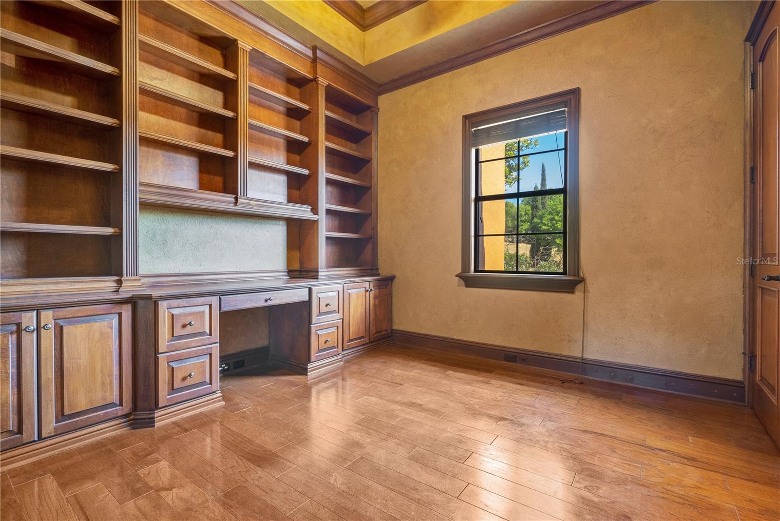 BELLA COLLINA EAST SUB - Residential