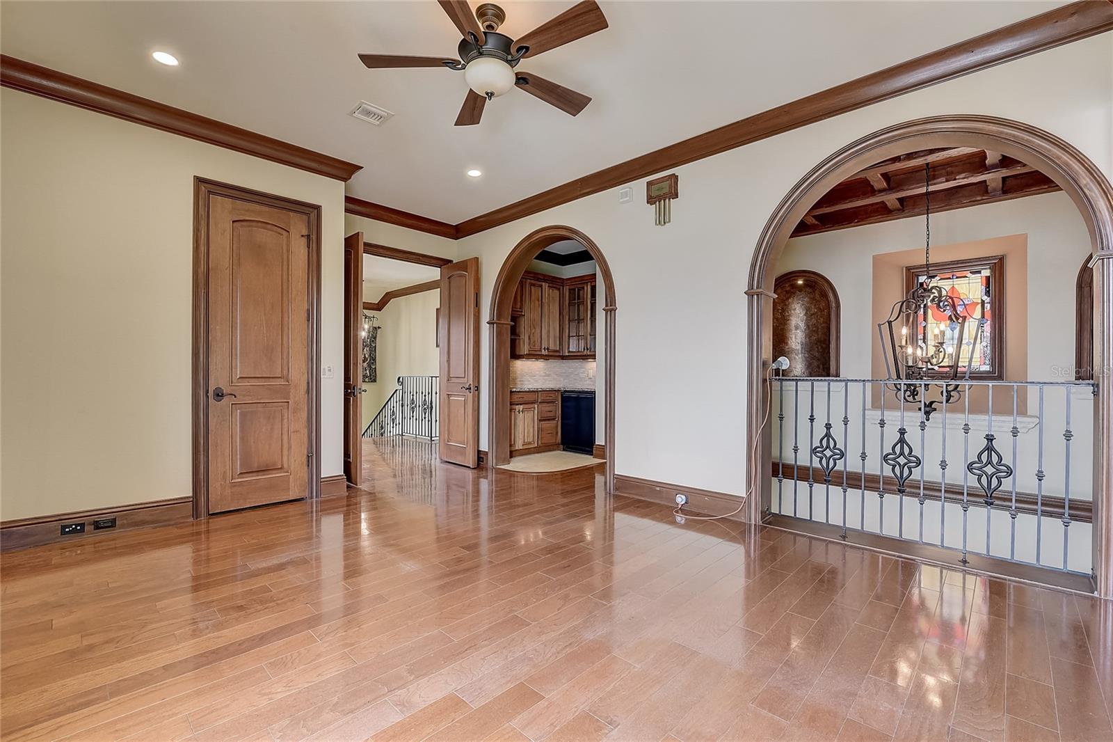 BELLA COLLINA EAST SUB - Residential