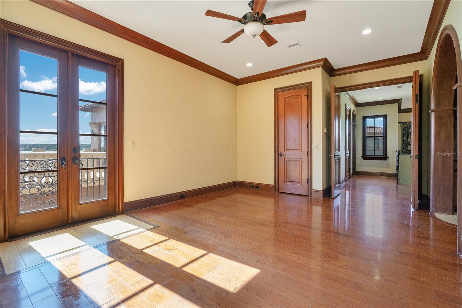 BELLA COLLINA EAST SUB - Residential