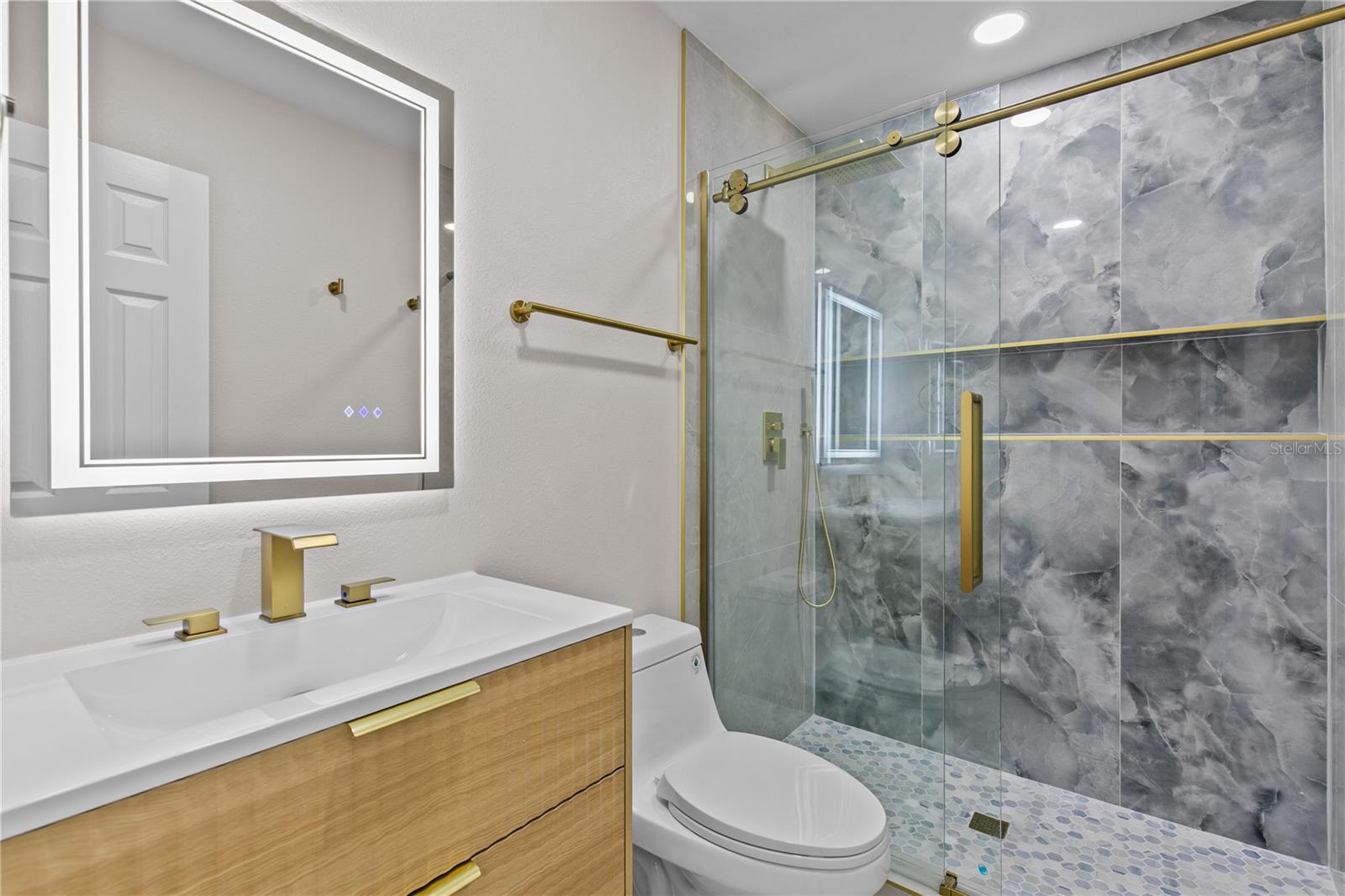 SOUTH ORITA - Residential