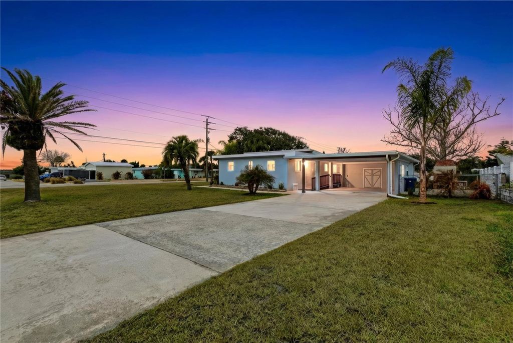 Photo of 3267 S Peninsula Drive, Daytona Beach, FL 32118 (MLS # O6384034)