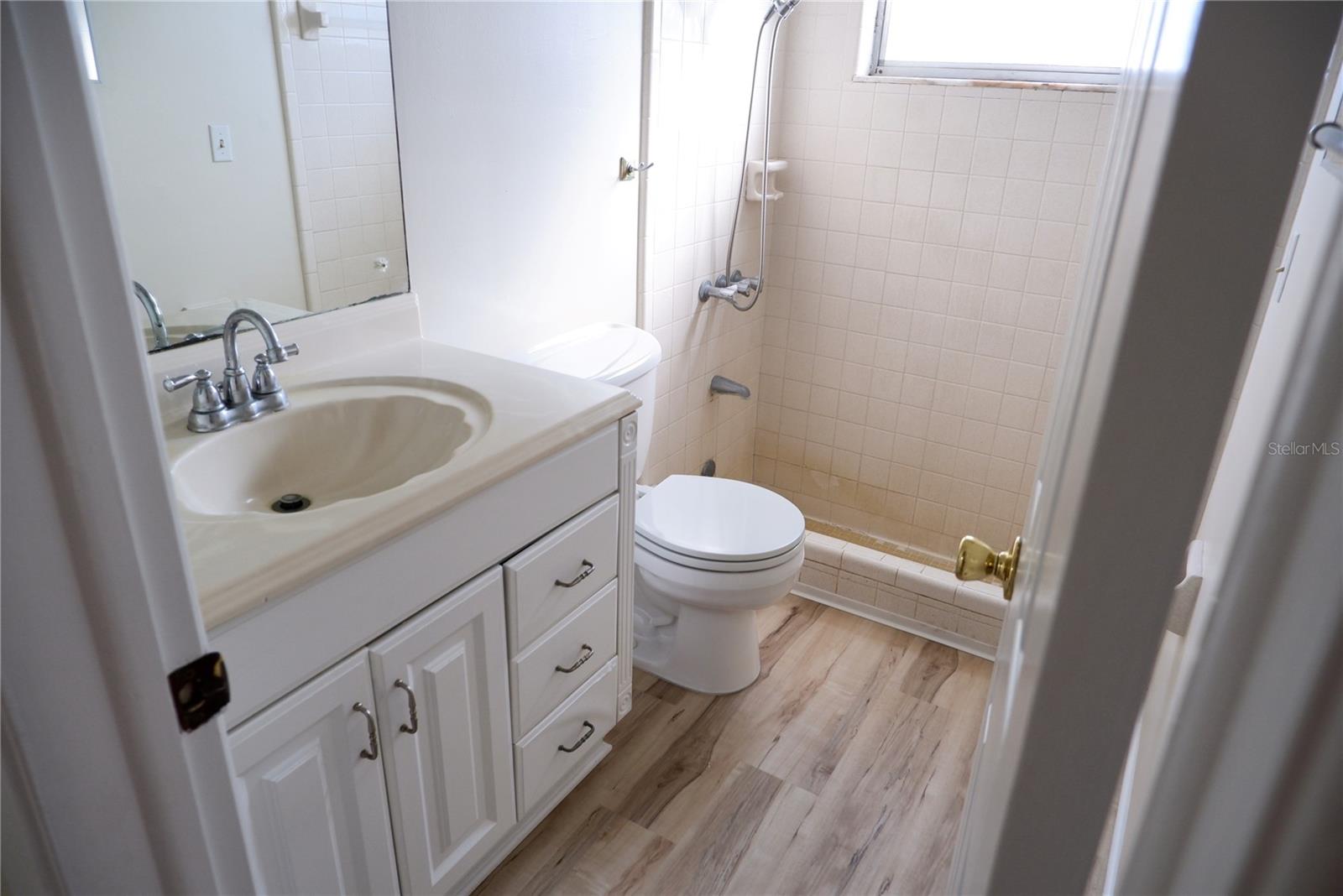 JUNGLE TERRACE SEC B - Residential Lease