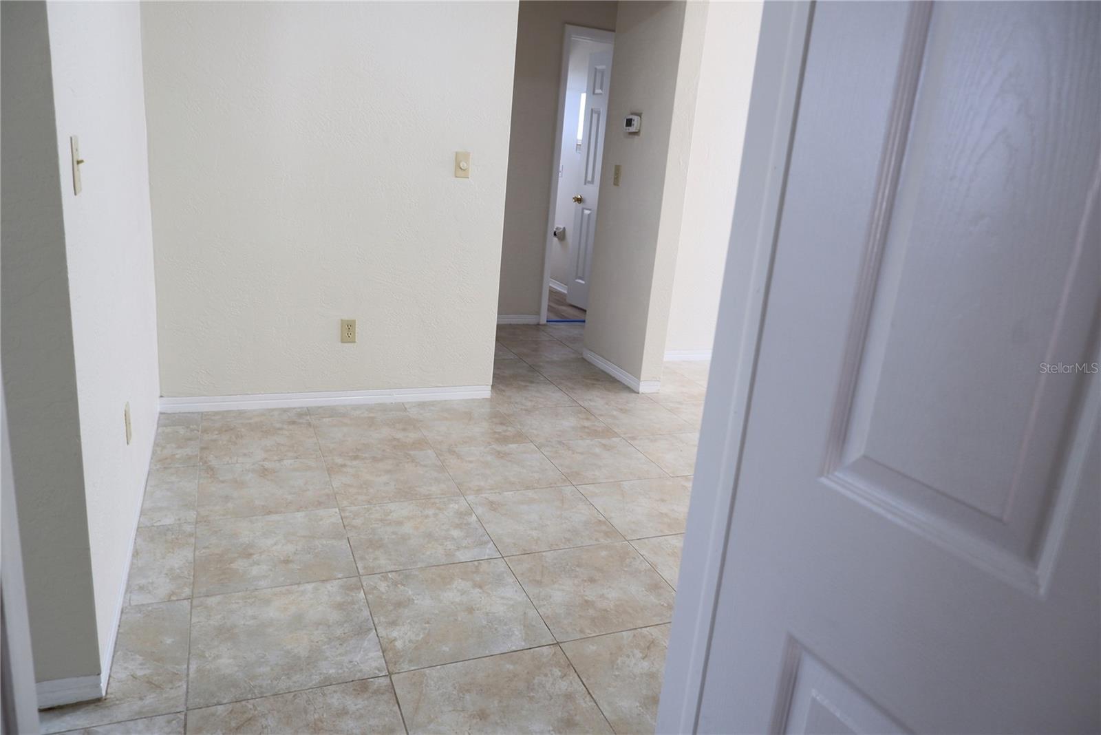 JUNGLE TERRACE SEC B - Residential Lease