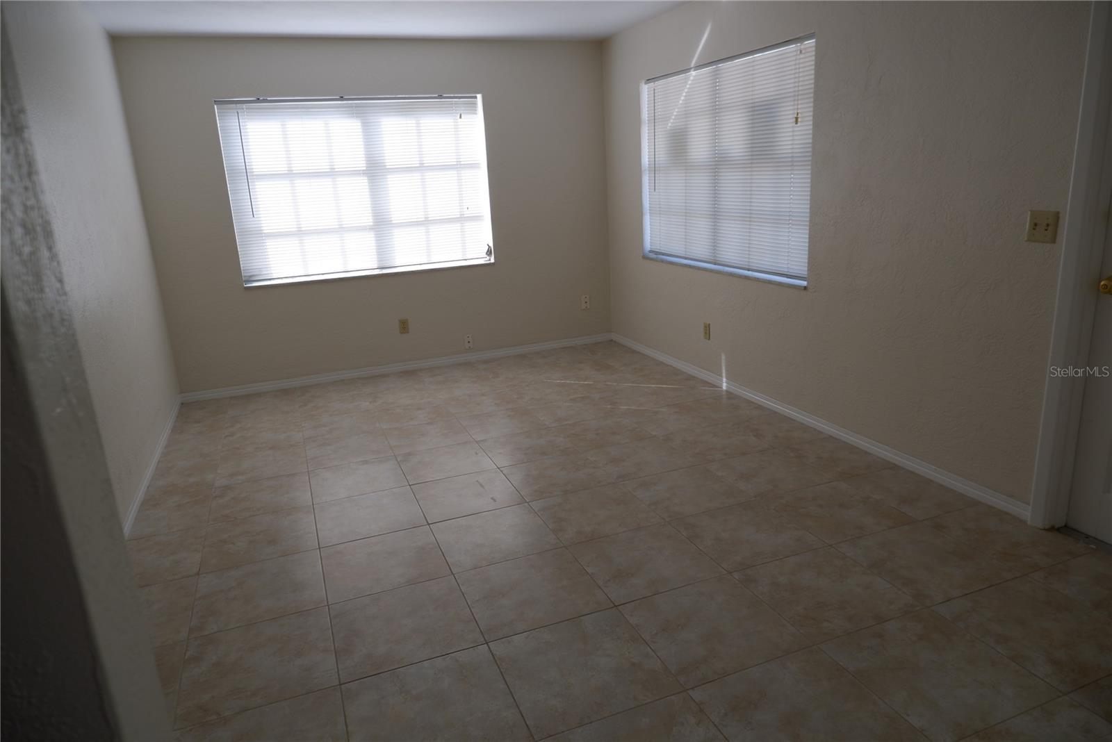 JUNGLE TERRACE SEC B - Residential Lease