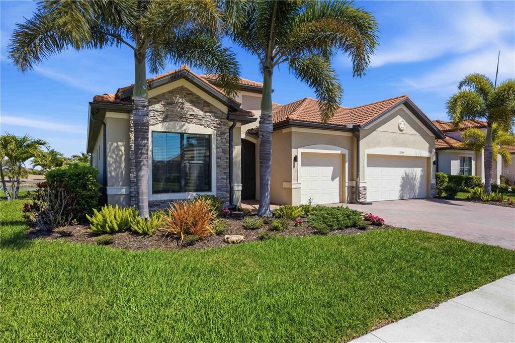 Photo of 10744 Tarflower Drive, Venice, FL 34293 (MLS # D6146701)