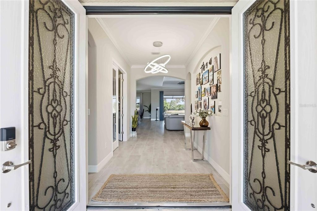 Photo of 10744 Tarflower Drive, Venice, FL 34293 (MLS # D6146701)