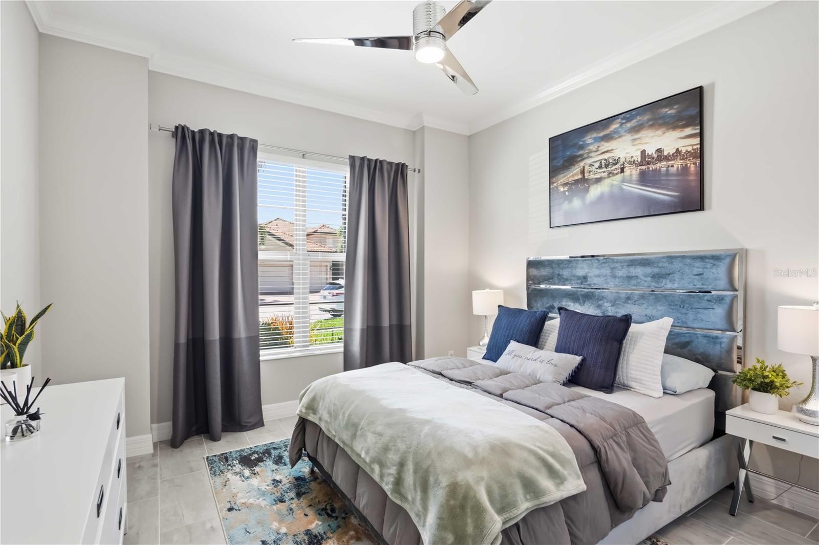 SARASOTA NATIONAL PH 12-B - Residential