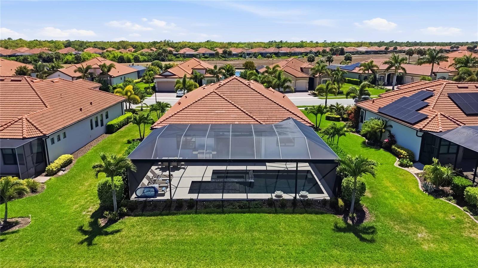 SARASOTA NATIONAL PH 12-B - Residential