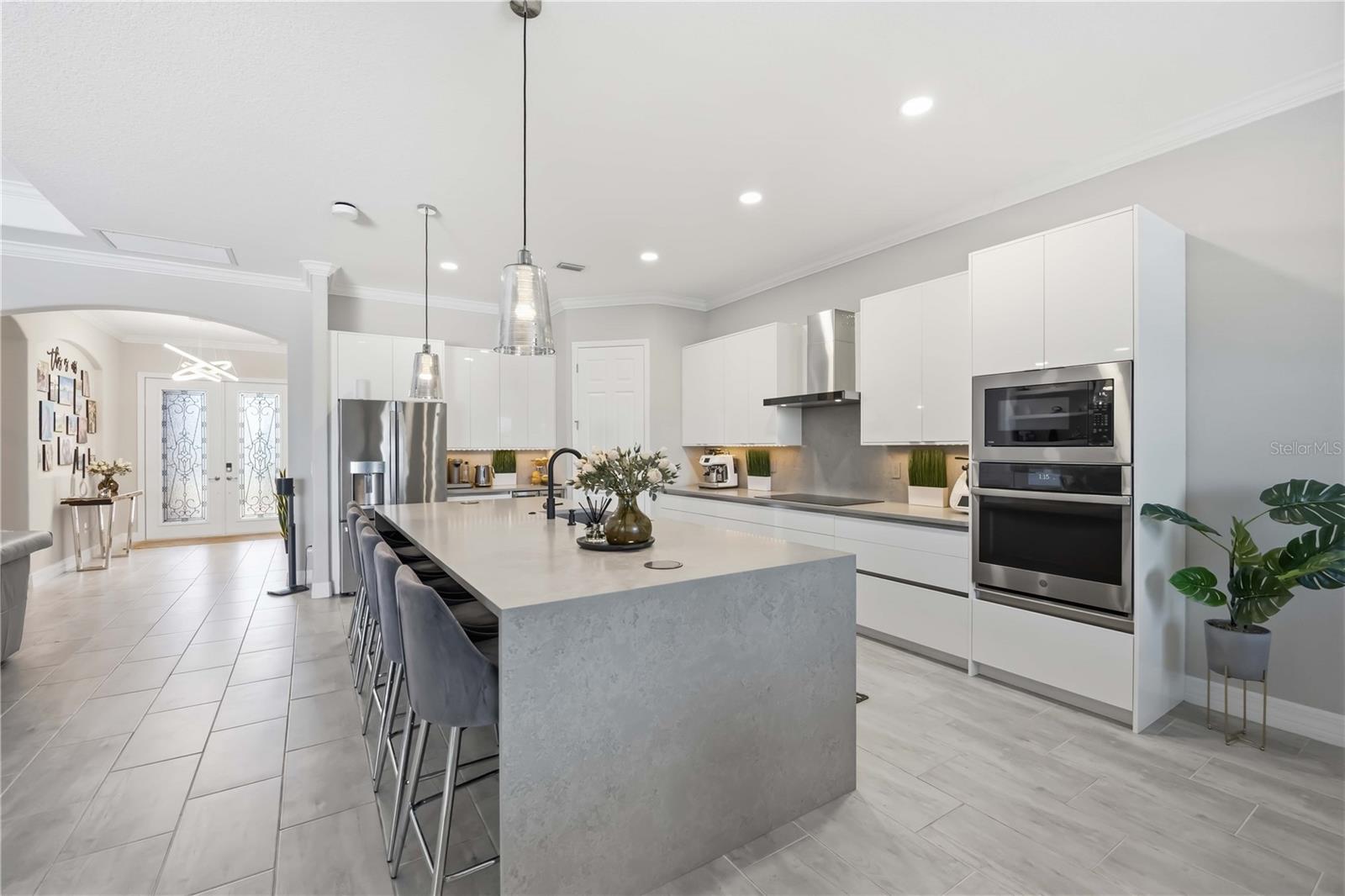 SARASOTA NATIONAL PH 12-B - Residential