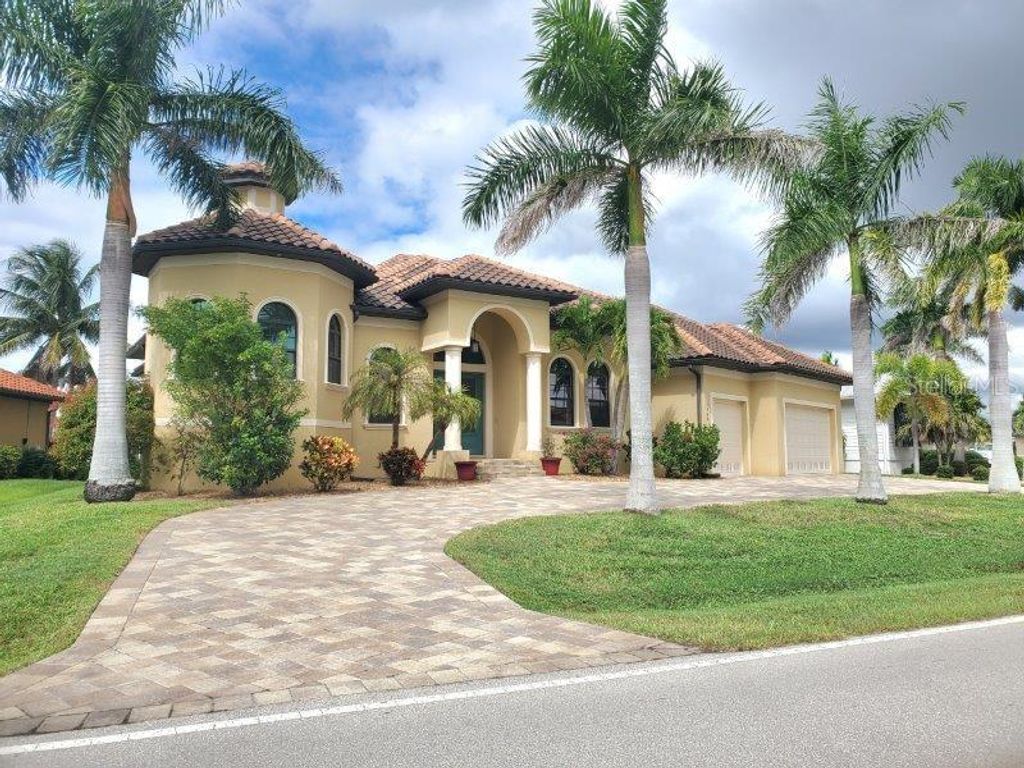 Photo of 4068 La Costa Island Court, Punta Gorda, FL 33950 (MLS # C7516221)