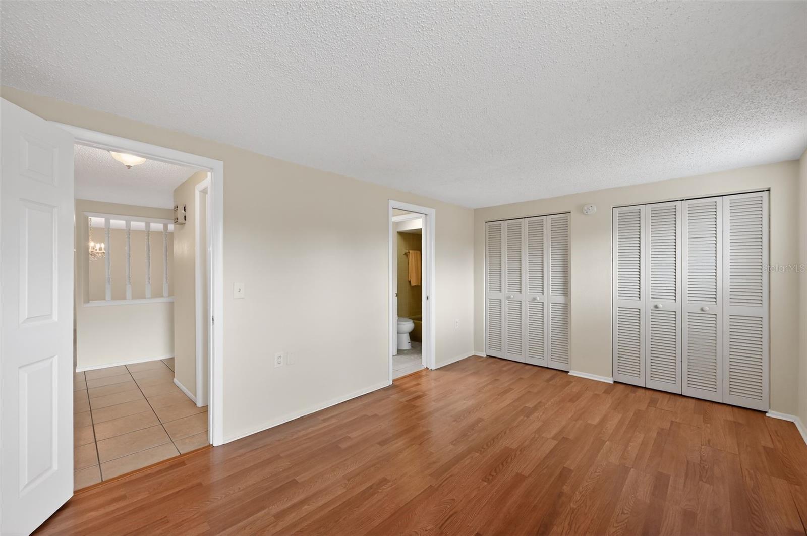 FOREST HILLS - Residential