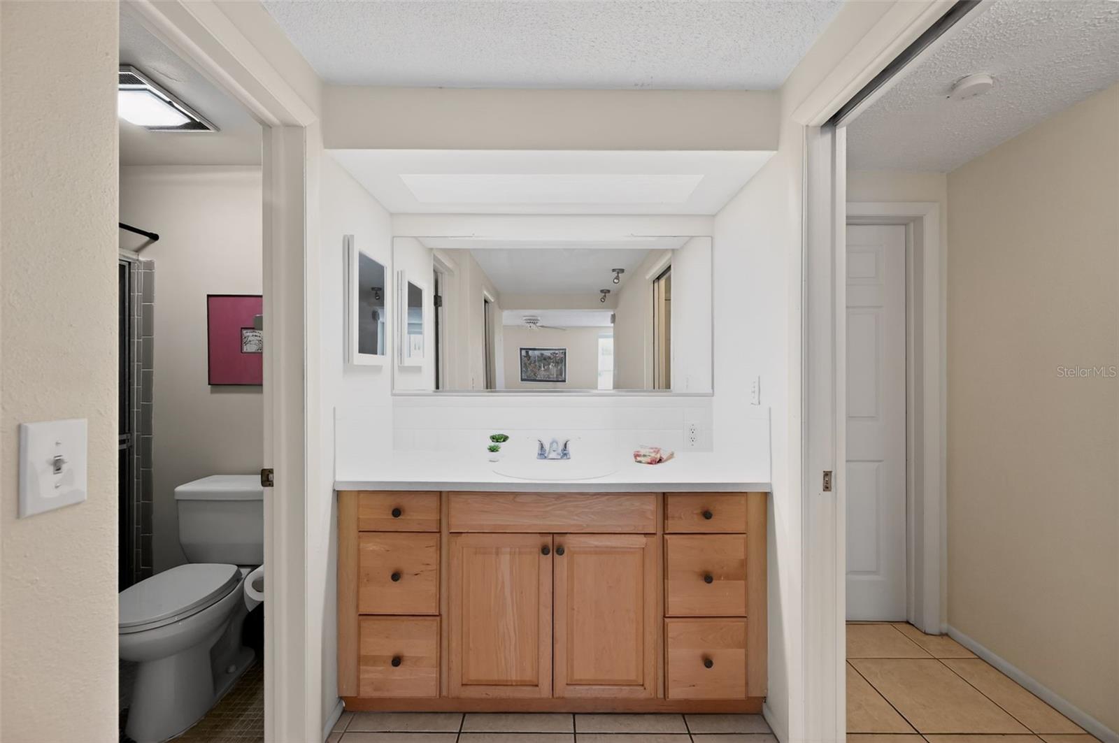 FOREST HILLS - Residential