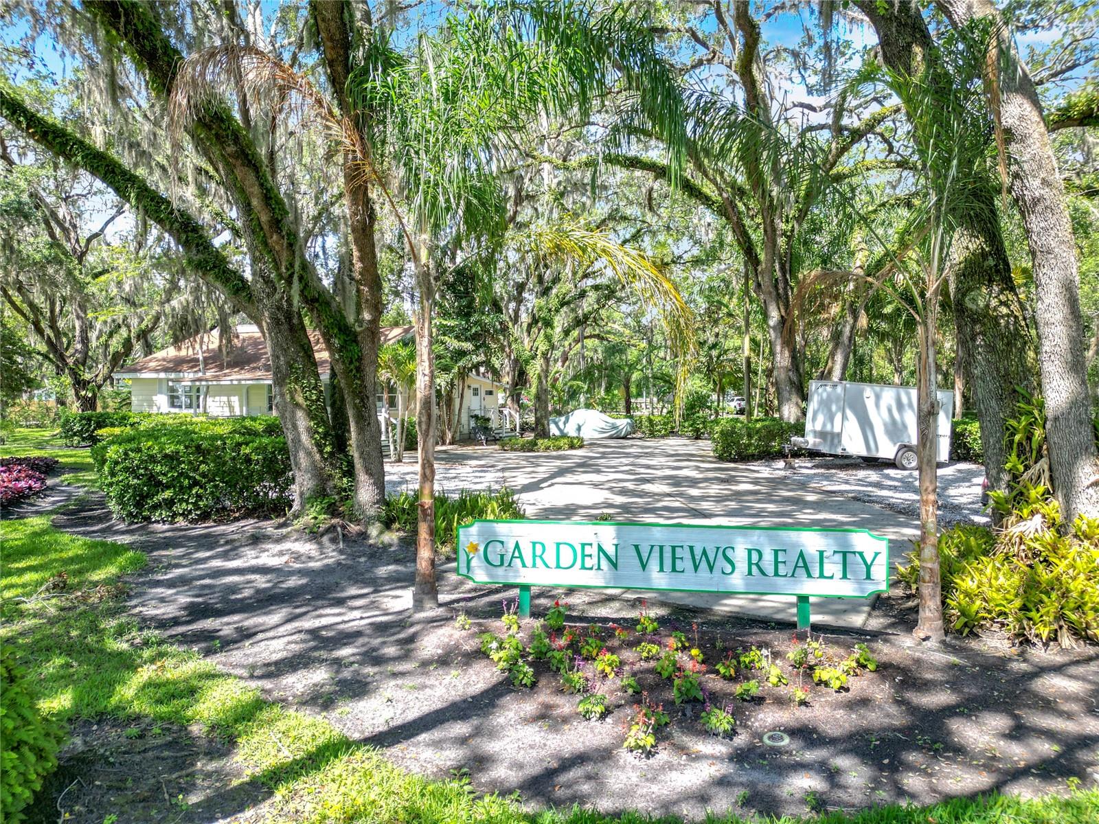 1106 BRICK ROAD
