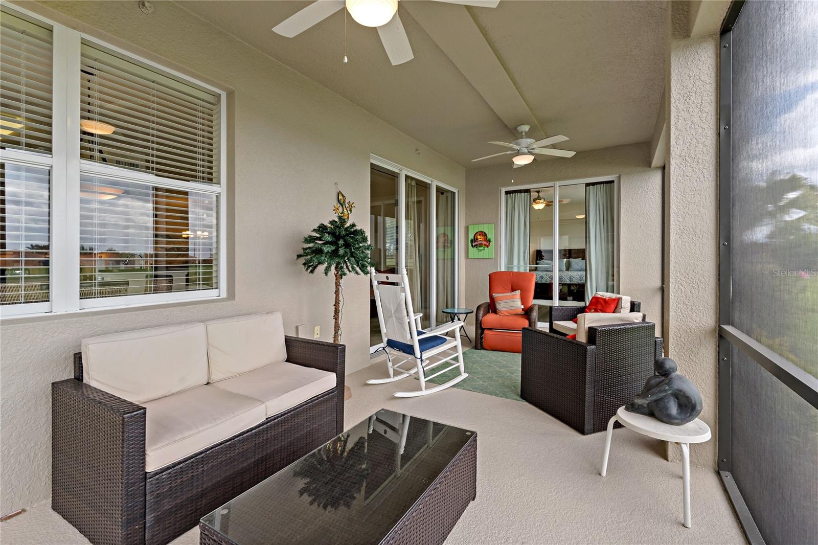 COACH HOMES I AT RIVER STRAND 2195/5517 - Residential Lease