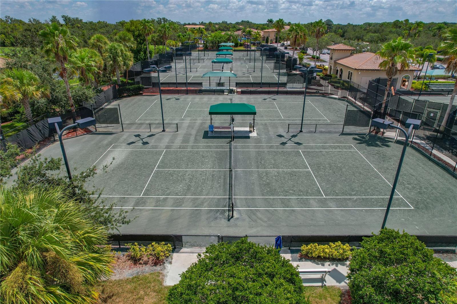 COACH HOMES I AT RIVER STRAND 2195/5517 - Residential Lease